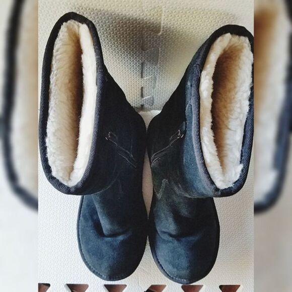 UGG AUSTRALIA "Lil Sunshine" boots - Picture 5 of 6